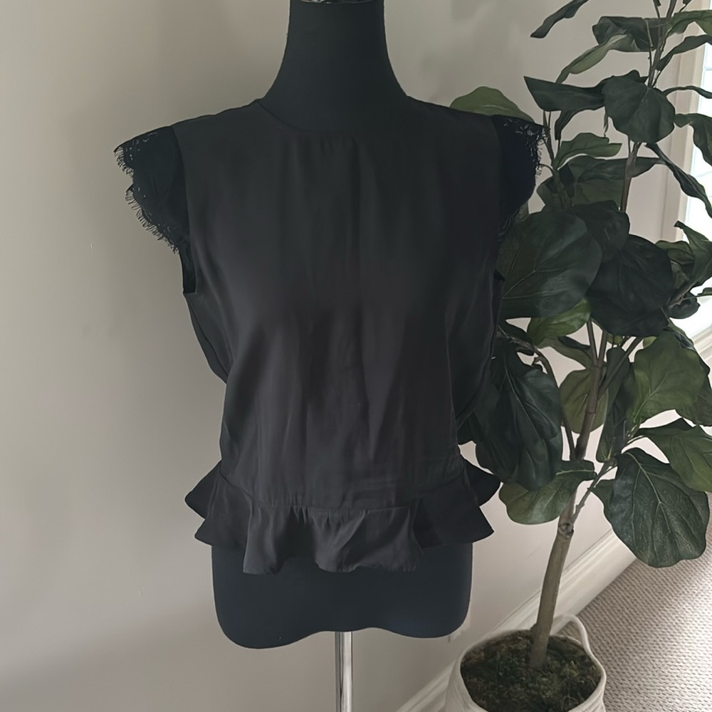 ZARA ELEGANT BLACK SLEEVELESS BLOUSE EYELASH LACE TRIM